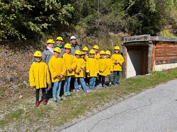 a3398028 b172 4f2c 9066 0fb9fdfddf991 002