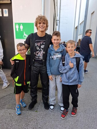 b225ba1a a4f8 410c a661 7c1aaa742d68